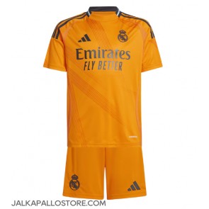 Real Madrid Vieraspaita Lapsille 2024-25 Lyhythihainen (+ shortsit)